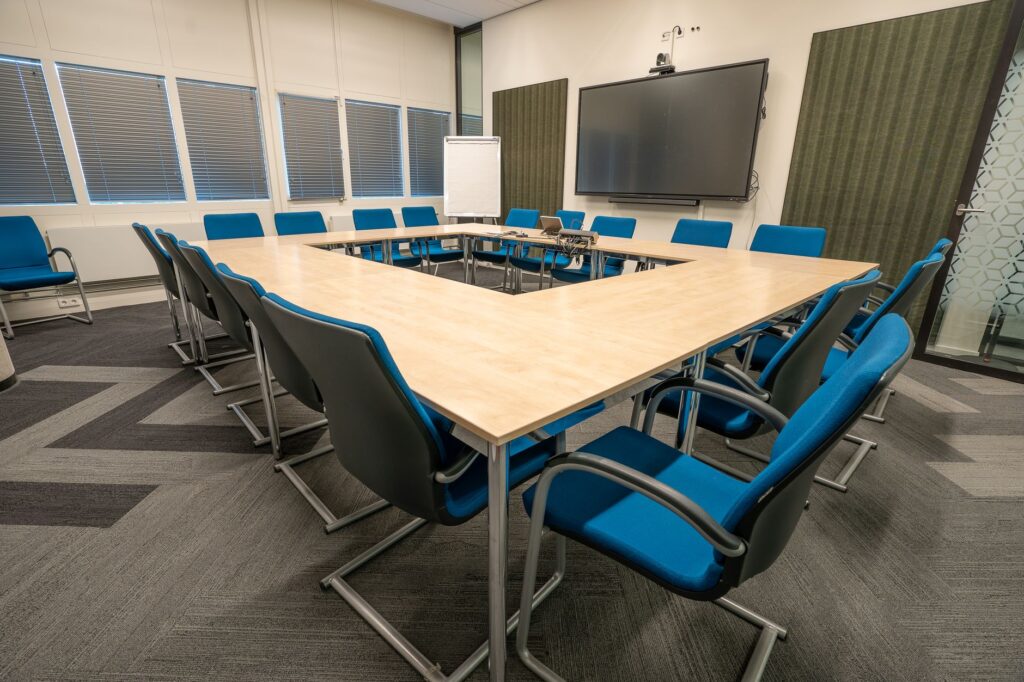 Smart Conference Room Audio 2026: Transform Riyadh Meetings