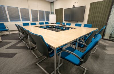 Smart Conference Room Audio 2026: Transform Riyadh Meetings